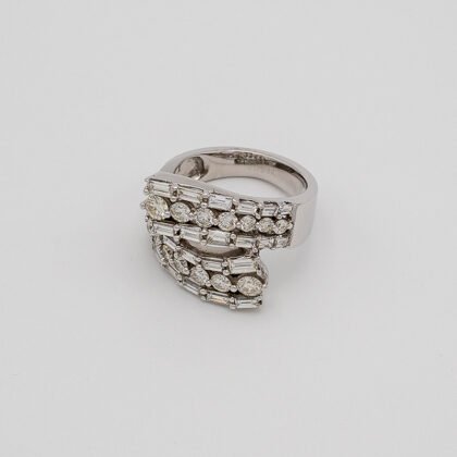 White Ring 18kt (15)