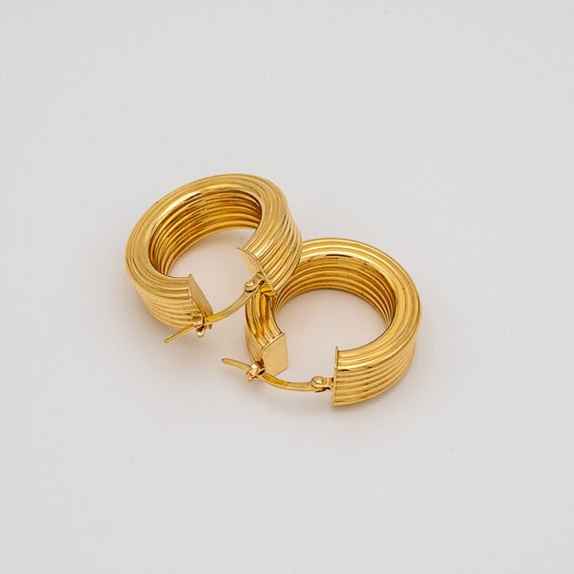 Gold earring 18kt