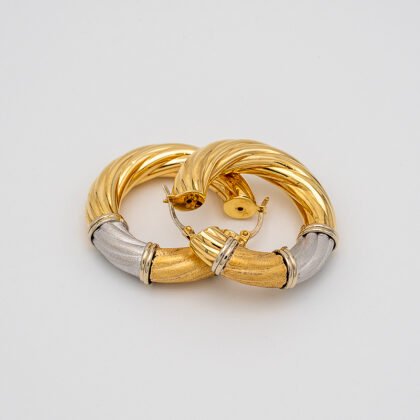 Gold earring 18kt
