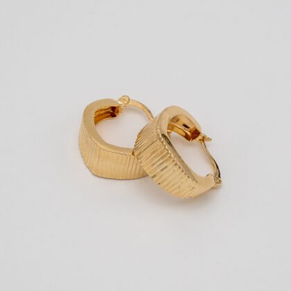 Heart earring 14kt